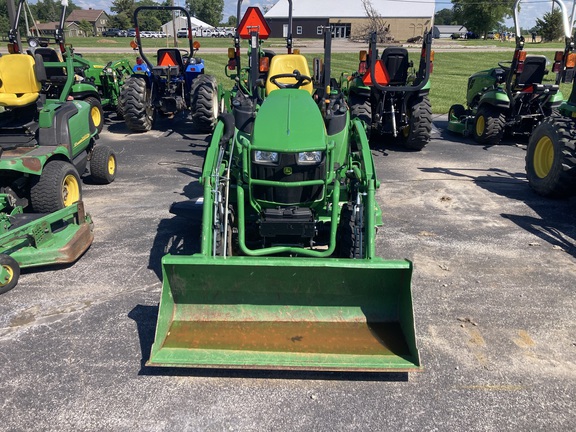 2019 John Deere 2025R Tractor Compact