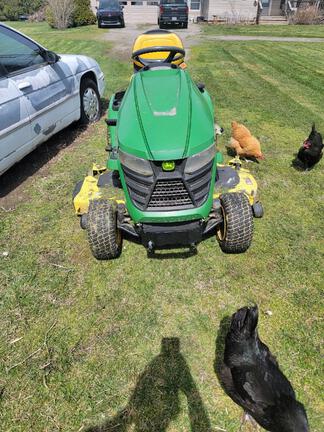 2015 John Deere X320 Garden Tractor