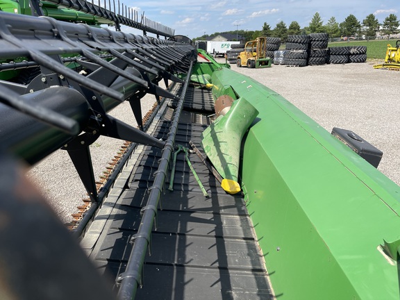 2015 John Deere 635FD Header Combine