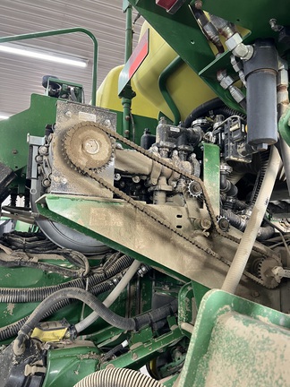 2015 John Deere 1775NT Planter