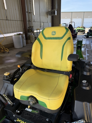 2022 John Deere Z970R Mower/Zero Turn