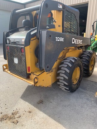 2014 John Deere 328E Skid Steer Loader