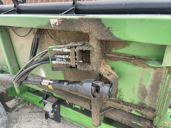 2007 John Deere 635F Header Combine