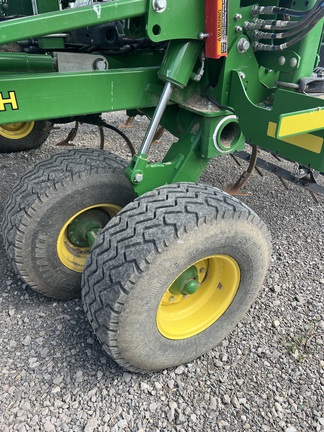 2023 John Deere 2230FH Field Cultivator