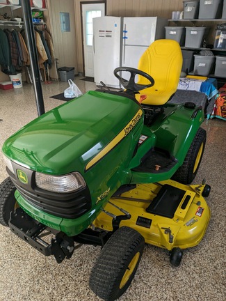 2009 John Deere X724 Garden Tractor