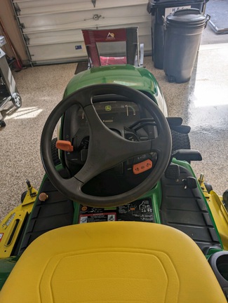 2009 John Deere X724 Garden Tractor