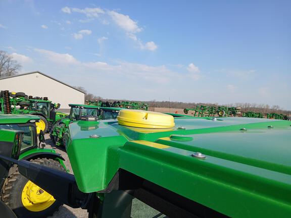 2024 John Deere 8RX 410 Tractor Rubber Track