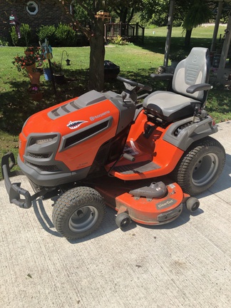 Husqvarna TS 354XD Garden Tractor