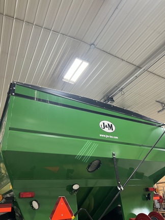 2014 J&M 810-18 X-Tended reach Grain Cart