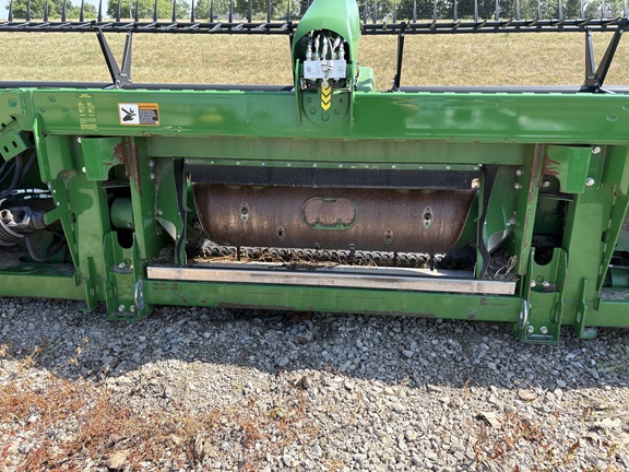 2022 John Deere RD40F Header Combine