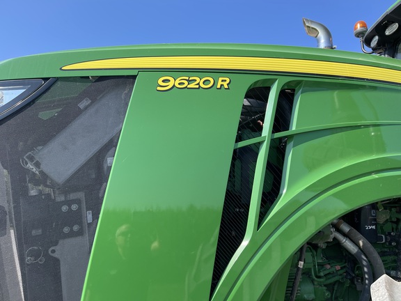 2017 John Deere 9620R Tractor 4WD