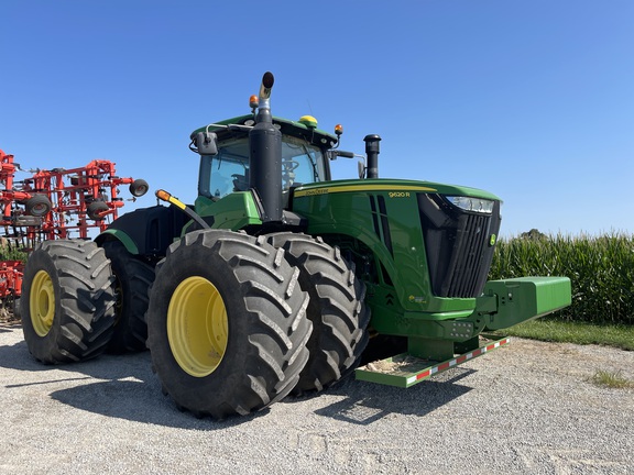 2017 John Deere 9620R Tractor 4WD