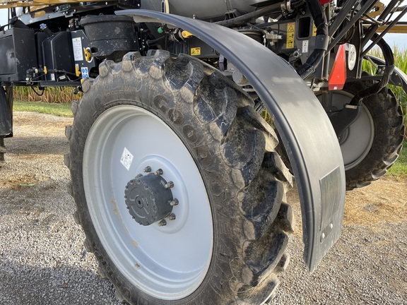 2020 RoGator RG700B Sprayer/High Clearance