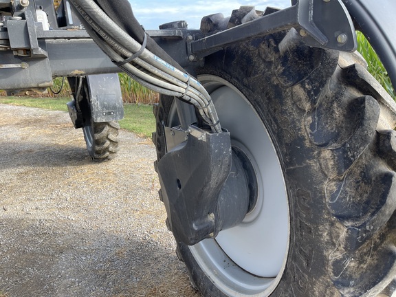 2020 RoGator RG700B Sprayer/High Clearance