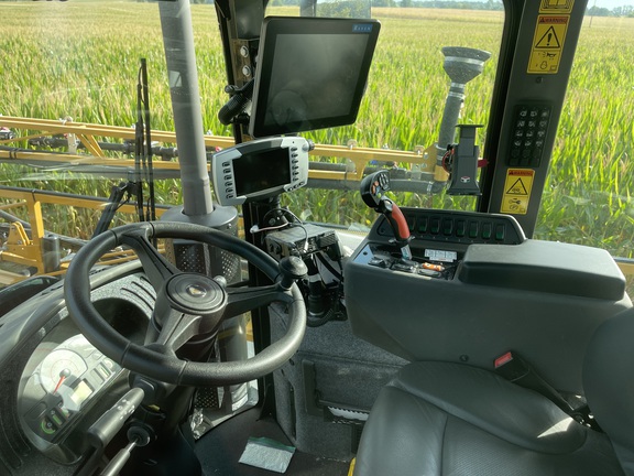 2020 RoGator RG700B Sprayer/High Clearance