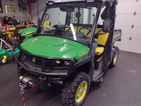 2020 John Deere XUV 835M ATV