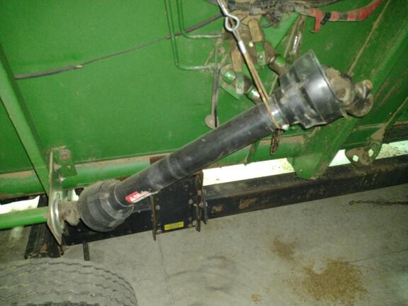 1998 John Deere 930 Header Combine