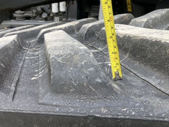 2016 Challenger MT775E Tractor Rubber Track