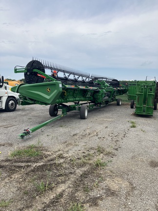 2022 John Deere HD50F Header Combine