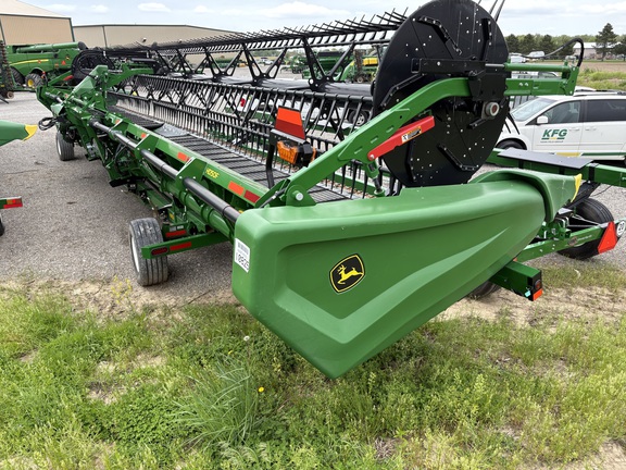 2022 John Deere HD50F Header Combine