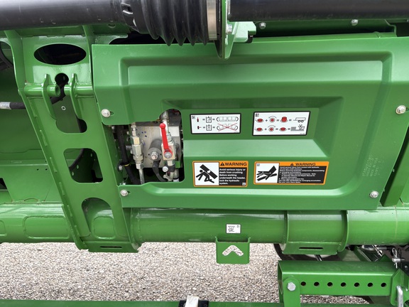 2022 John Deere HD50F Header Combine