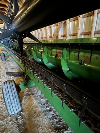 2010 John Deere 635F Header Combine