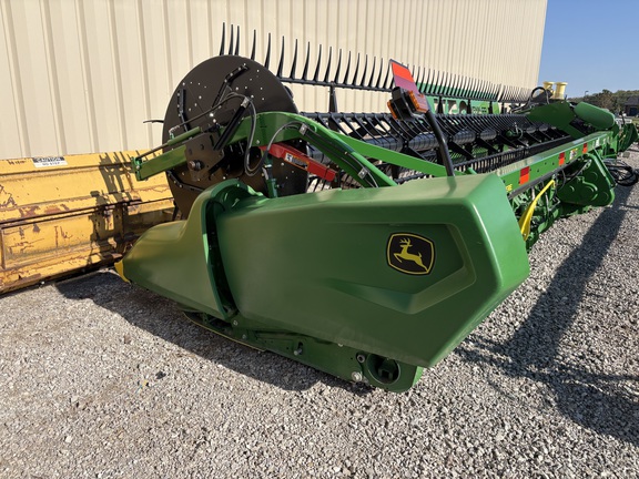 2021 John Deere RD45F Header Combine