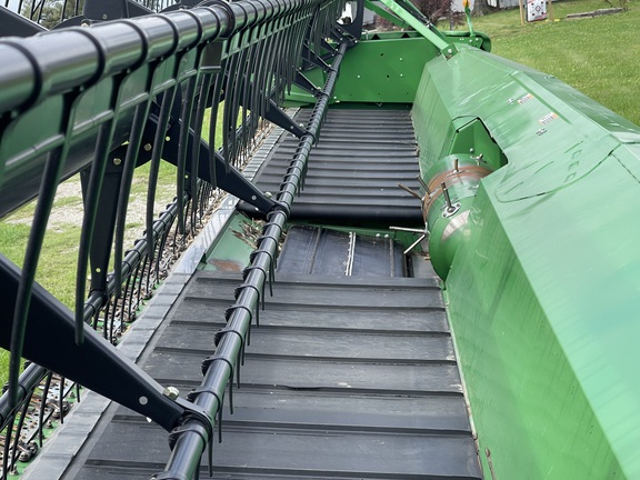 2014 John Deere 635FD Header Combine