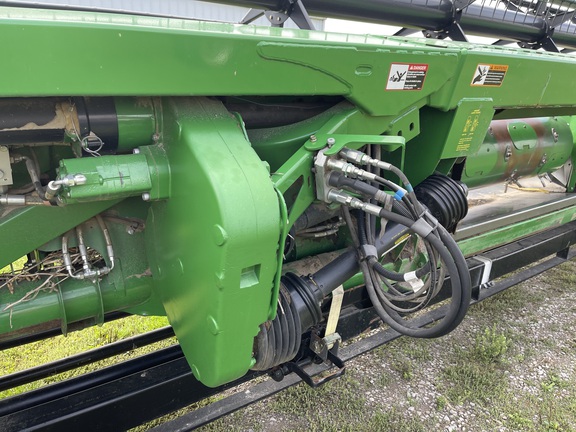 2014 John Deere 635FD Header Combine