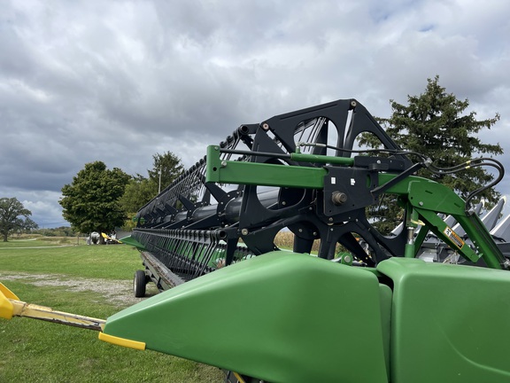 2014 John Deere 635FD Header Combine