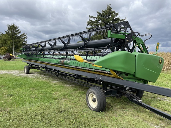 2014 John Deere 635FD Header Combine