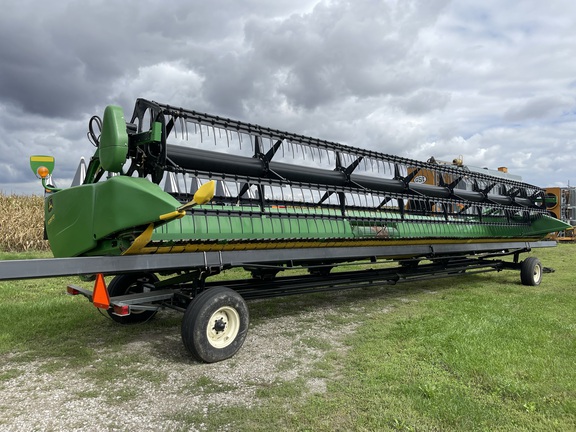 2014 John Deere 635FD Header Combine