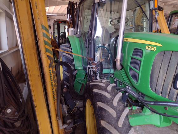 2010 John Deere 6230 Tractor