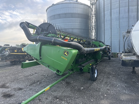 2016 John Deere 645FD Header Combine