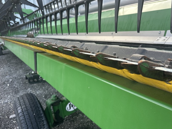 2016 John Deere 645FD Header Combine