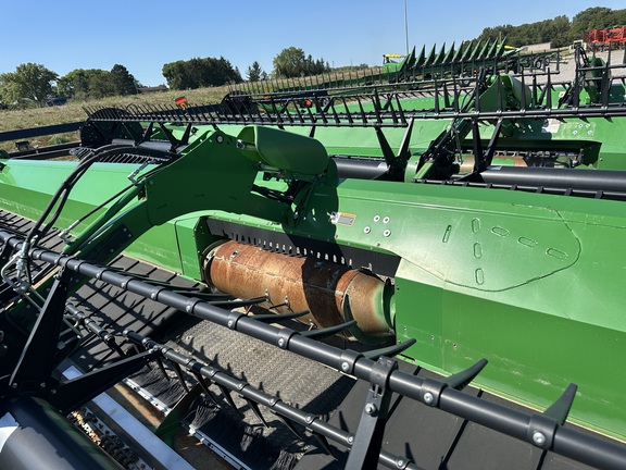 2016 John Deere 645FD Header Combine