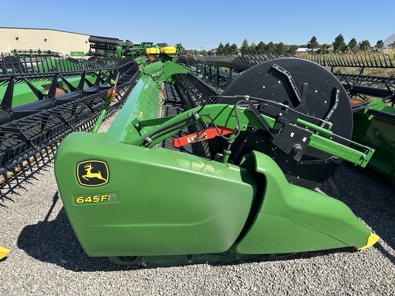 2018 John Deere 645FD Header Combine