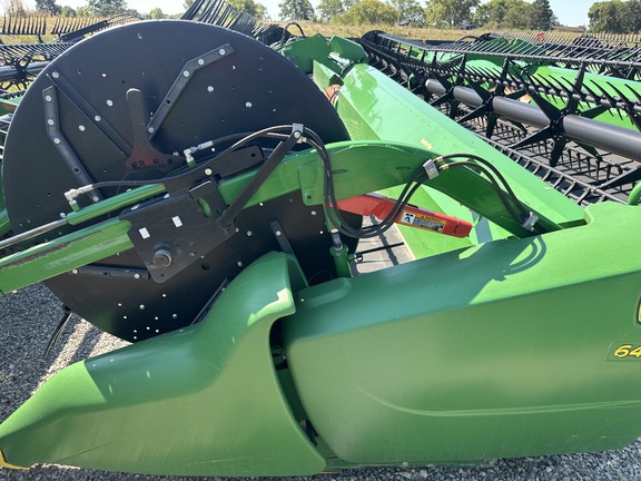 2018 John Deere 645FD Header Combine