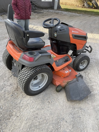 2017 Husqvarna GT 52XLS Garden Tractor