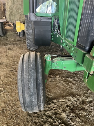 1998 John Deere 7610 Tractor