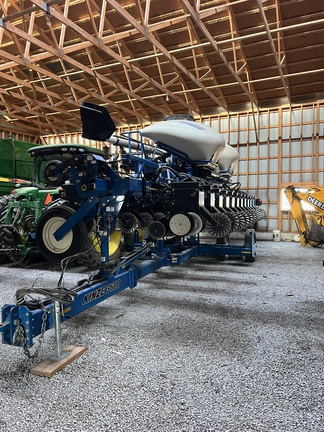 2014 Kinze 3600 Planter