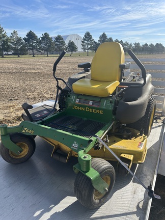 2011 John Deere Z645 Mower/Zero Turn