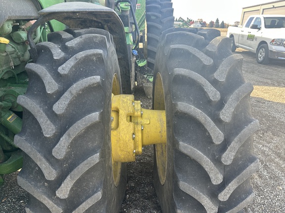 2021 John Deere 8R 370 Tractor