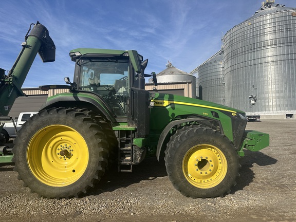 2021 John Deere 8R 370 Tractor