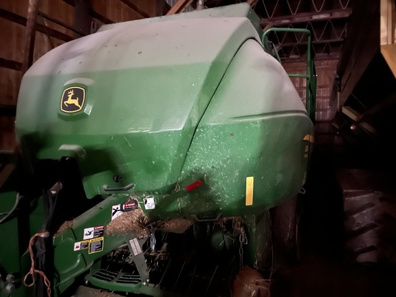 2016 John Deere L340 Baler/Big Square