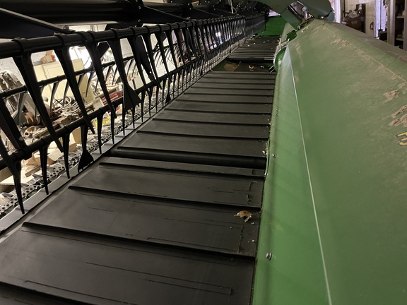 2018 John Deere 640FD Header Combine