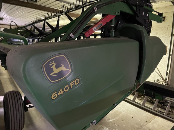 2018 John Deere 640FD Header Combine