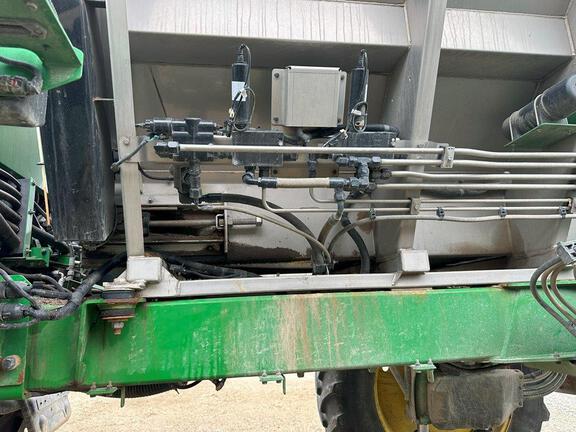 2022 John Deere 612R Sprayer/High Clearance
