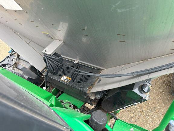 2022 John Deere 612R Sprayer/High Clearance