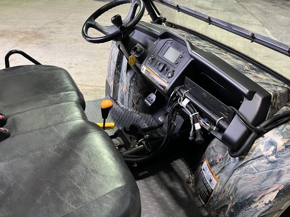 2011 John Deere XUV 825I CAMO ATV